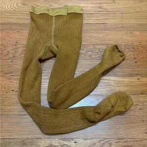 Gold Collegien girl’s tights. High waisted and comfortable.